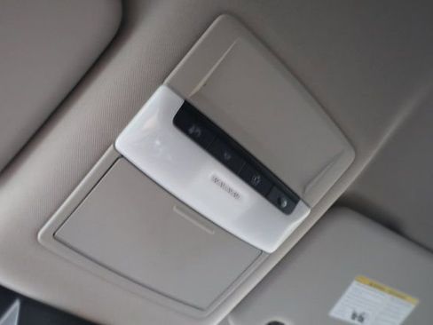 Used 2023 Nissan Rogue S image 26