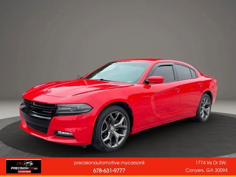 Used 2015 Dodge Charger SXT RWD image 1