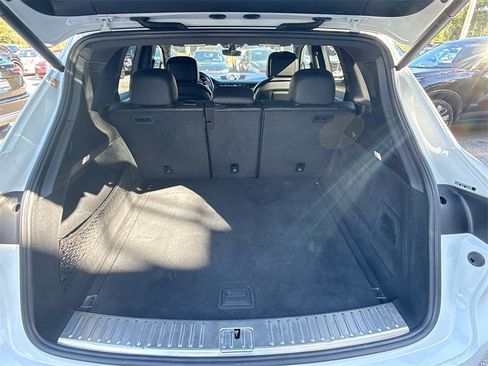 Used 2019 Porsche Cayenne S w/ Premium Plus Package image 29