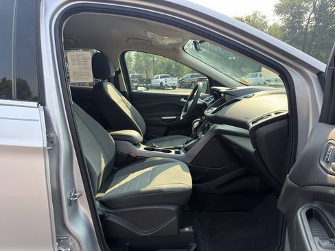 Used 2015 Ford Escape SE w/ Equipment Group 201A AWD/4WD image 20