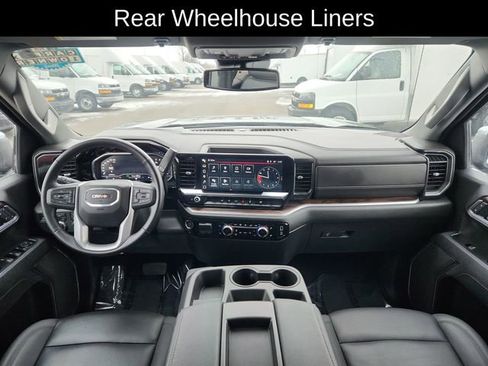 Used 2025 GMC Sierra 1500 SLT image 38