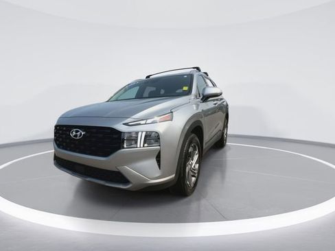 Used 2023 Hyundai Santa Fe SEL image 3