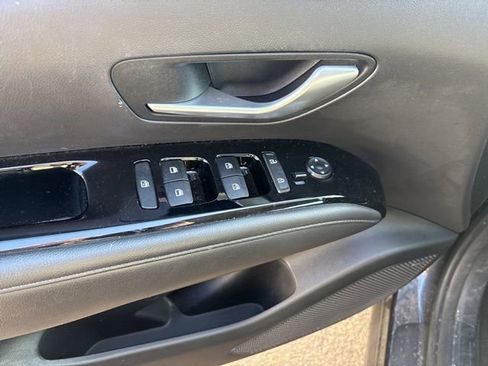 Used 2023 Hyundai Tucson Limited image 7