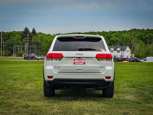 Used 2018 Jeep Grand Cherokee Limited AWD/4WD image 4