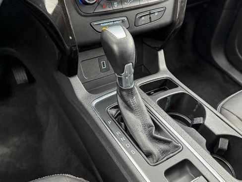 Certified 2017 Ford Escape Titanium image 38