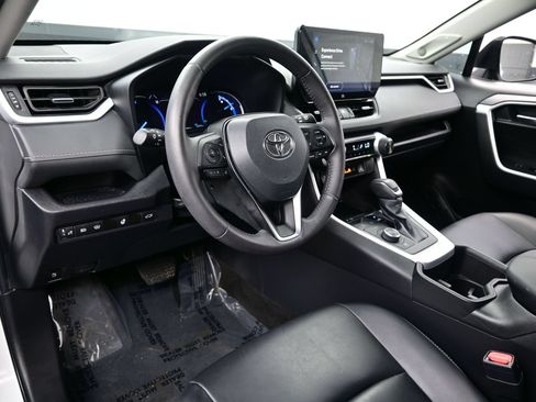 Used 2024 Toyota RAV4 XLE Premium w/ Weather Package AWD/4WD image 13
