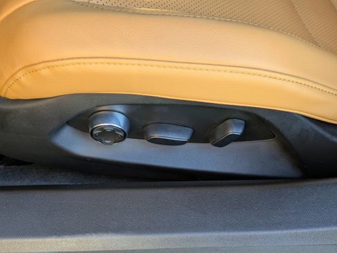 Used 2021 Chevrolet Corvette Stingray Preferred Cpe w/ Battery Protection Package image 19