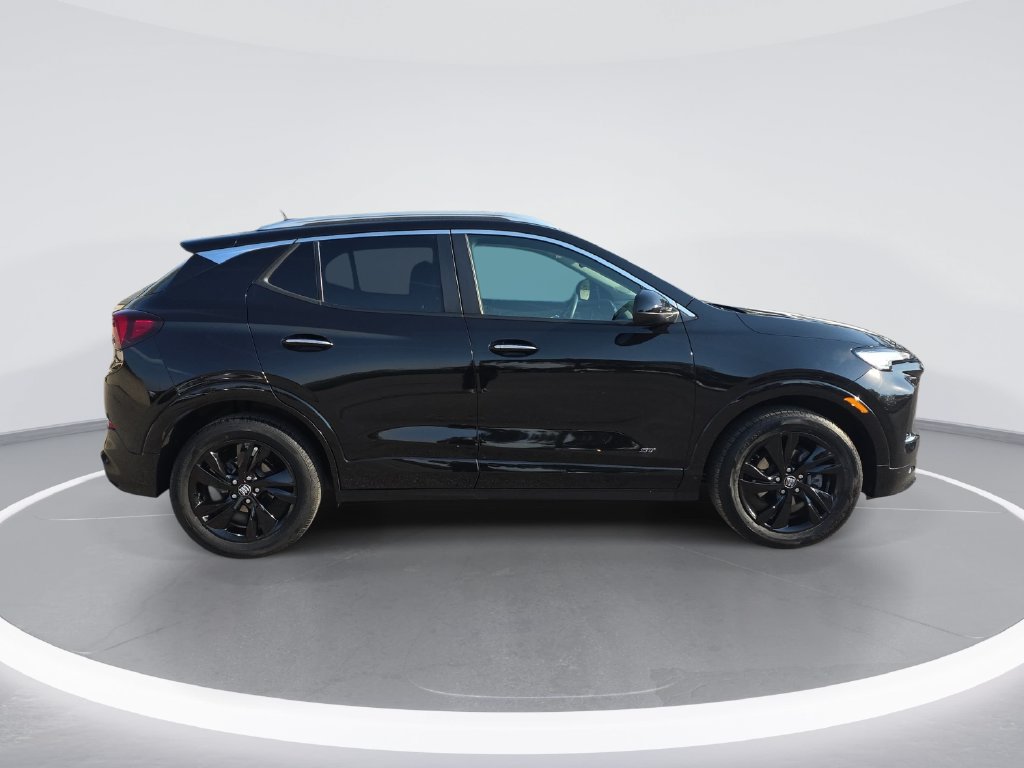 Used 2025 Buick Encore GX Sport Touring w/ Comfort Package FWD image 2