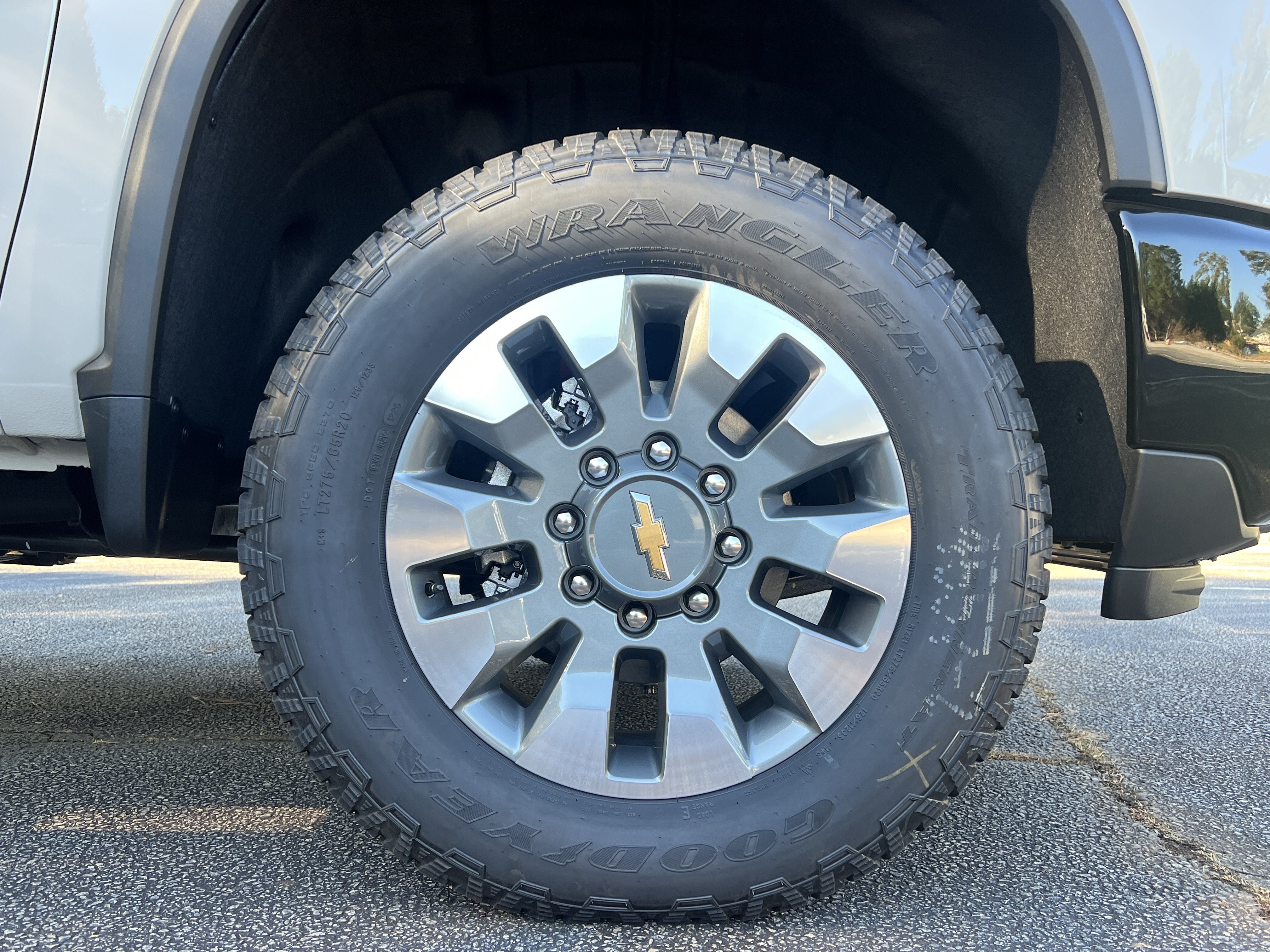 New 2026 Chevrolet Silverado 2500 Custom w/ Custom Value Package AWD/4WD image 13