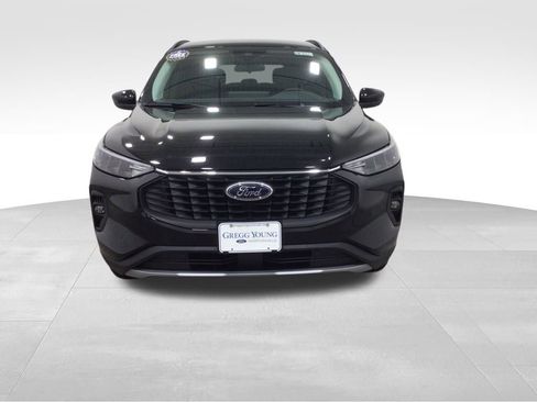 New 2026 Ford Escape SE w/ Class II Trailer Tow Package FWD image 6