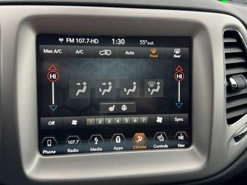 Used 2020 Jeep Compass Latitude w/ Popular Equipment Group image 32