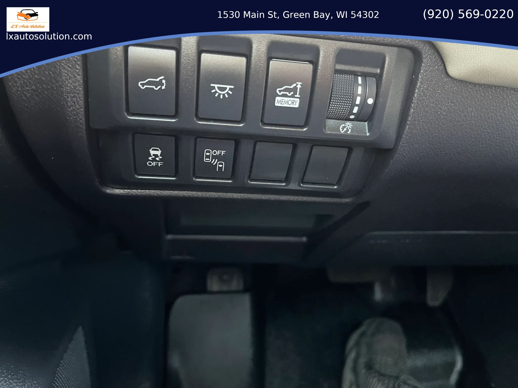 Used 2020 Subaru Ascent Limited w/ Technology Package AWD/4WD image 32