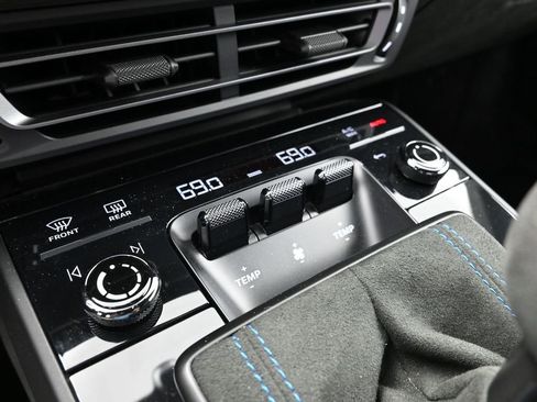 Certified 2022 Porsche 911 GT3 image 24