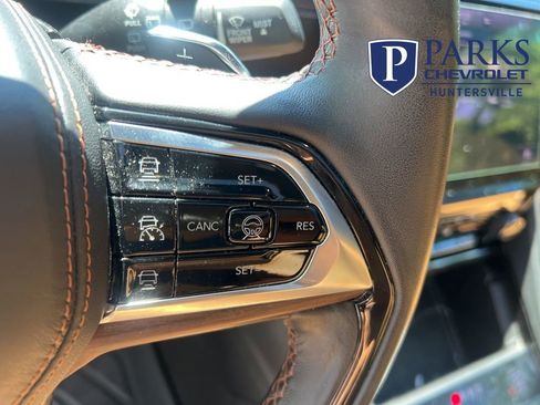 Used 2023 Jeep Grand Cherokee L Summit w/ Advanced Protech Group IV AWD/4WD image 26