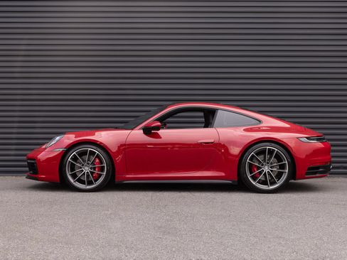 Used 2024 Porsche 911 Carrera S w/ Sport Package RWD image 2