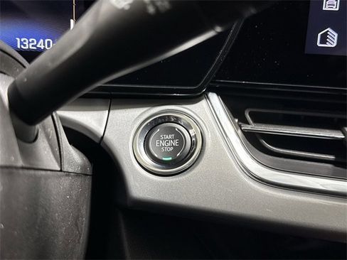 Certified 2025 Chevrolet Trax LT w/ Driver Confidence Package image 16