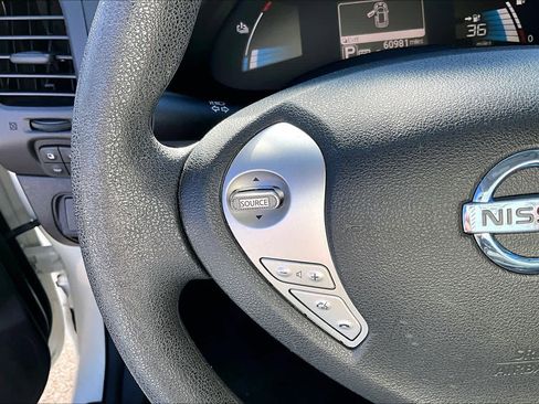 Used 2017 Nissan Leaf S w/ Charge Package image 21