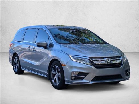 Used 2020 Honda Odyssey Touring image 3