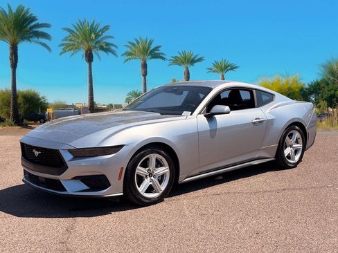 Certified 2026 Ford Mustang Premium RWD image 31