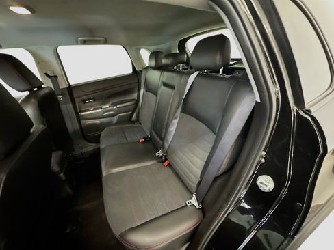 Used 2024 Mitsubishi Outlander Sport AWD image 28