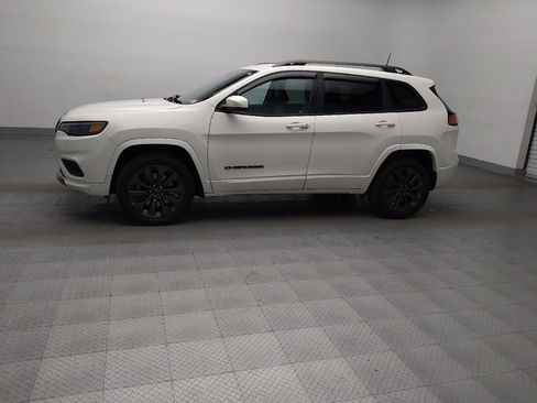 Used 2019 Jeep Cherokee High Altitude image 2