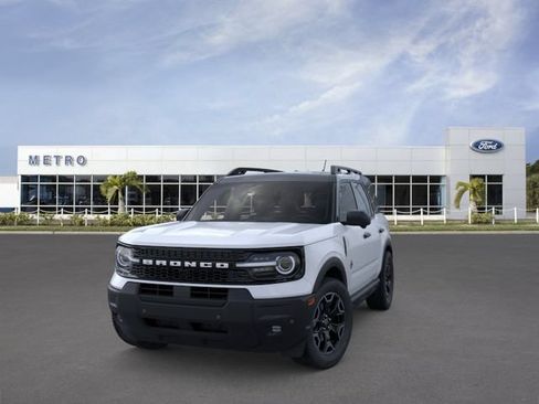 New 2026 Ford Bronco Sport Outer Banks w/ Outer Banks Tech Package+ AWD/4WD image 2