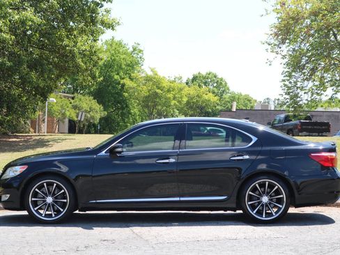 Used 2010 Lexus LS 460 image 8