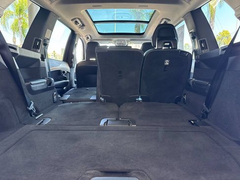 Certified 2023 Volvo XC90 B5 Plus AWD/4WD image 15