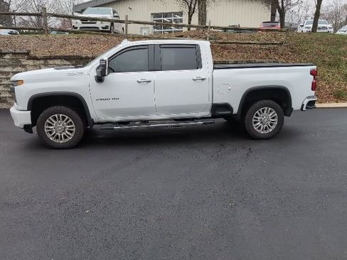 Used 2023 Chevrolet Silverado 2500 High Country image 6