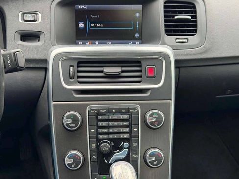 Used 2013 Volvo S60 T5 image 13