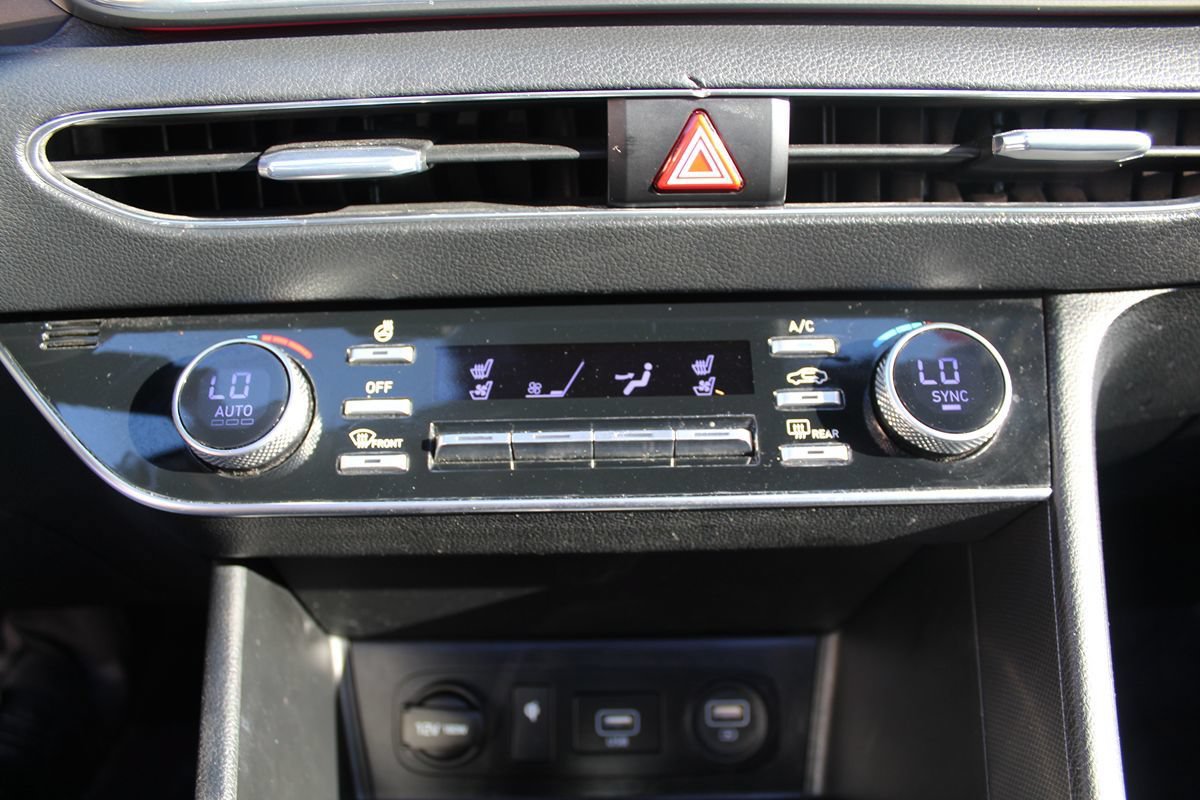 Used 2021 Hyundai Sonata Limited FWD image 32
