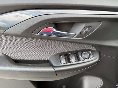 Used 2021 Chevrolet TrailBlazer LT w/ Convenience Package image 9