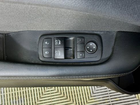 Used 2016 Dodge Challenger R/T RWD image 22