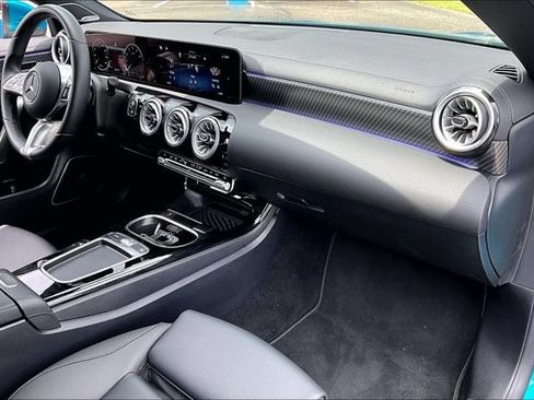 Used 2025 Mercedes-Benz CLA 250 image 23
