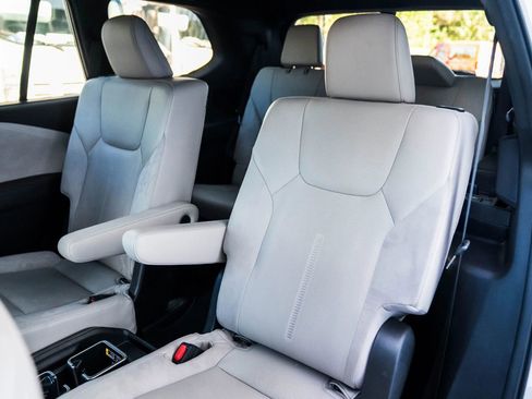 Used 2024 Lexus TX 350 FWD w/ Technology Package image 17