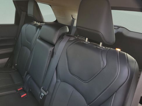 Certified 2025 INFINITI QX60 Pure image 23