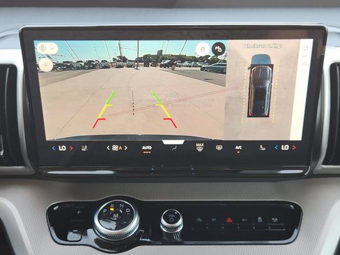 New 2027 Ford Expedition Active RWD image 17