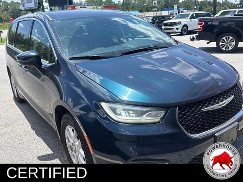 Used 2023 Chrysler Pacifica Touring-L FWD image 1