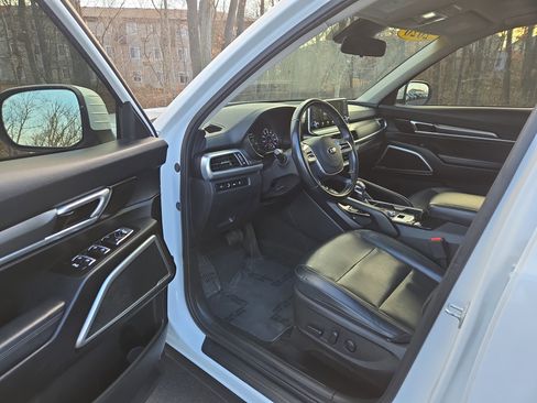 Used 2020 Kia Telluride S image 11