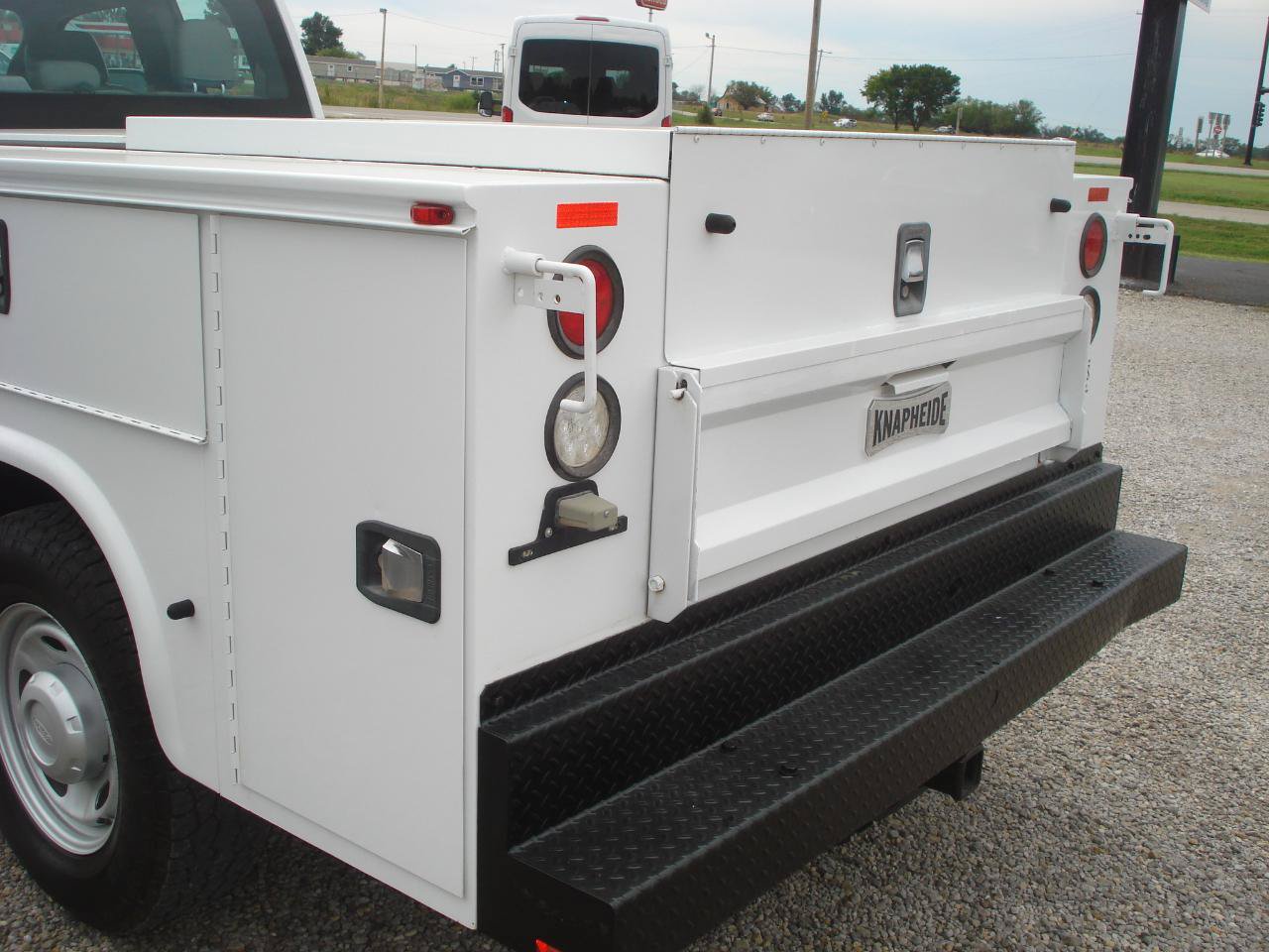 Used 2017 Ford F250 XL w/ Power Equipment Group RWD image 18