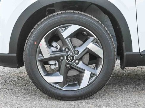 New 2026 Hyundai Venue SEL image 13