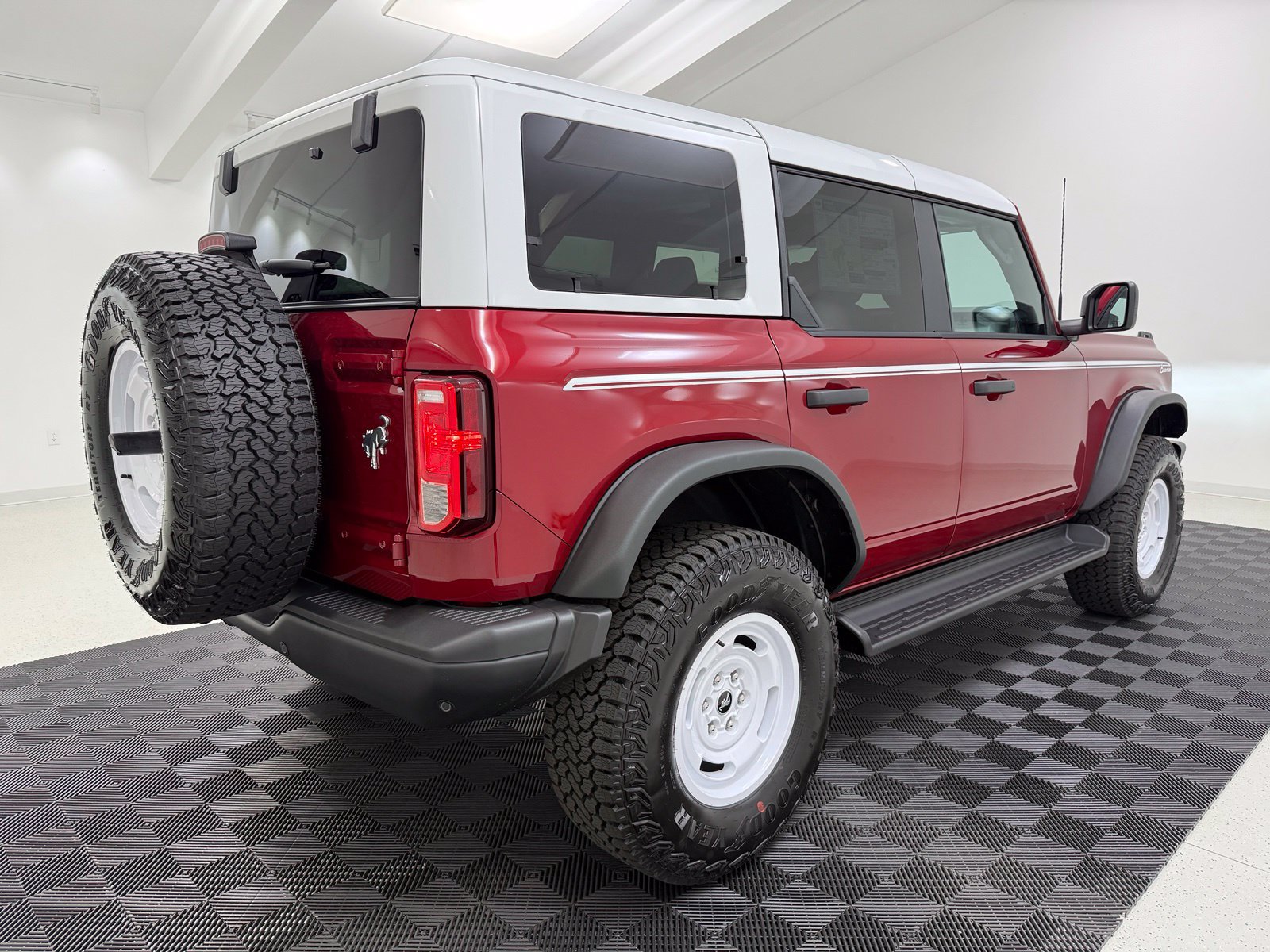 New 2026 Ford Bronco Heritage Edition AWD/4WD image 7