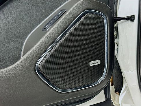 Used 2018 Chevrolet Suburban Premier image 19