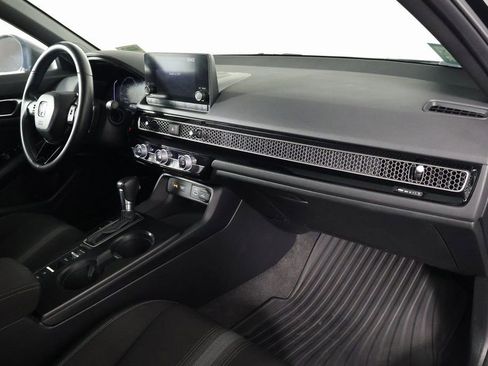 Used 2022 Honda Civic Sport image 9