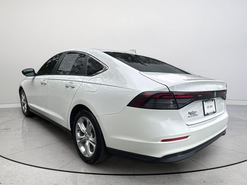 Used 2023 Honda Accord LX image 9