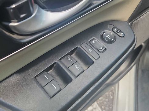 Used 2021 Honda CR-V Touring image 15