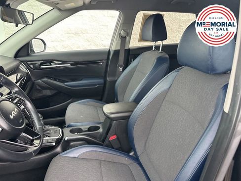 Used 2024 Kia Seltos S AWD/4WD image 11