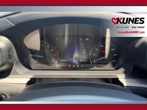 Used 2023 Ford Explorer XLT w/ Equipment Group 202A AWD/4WD image 31