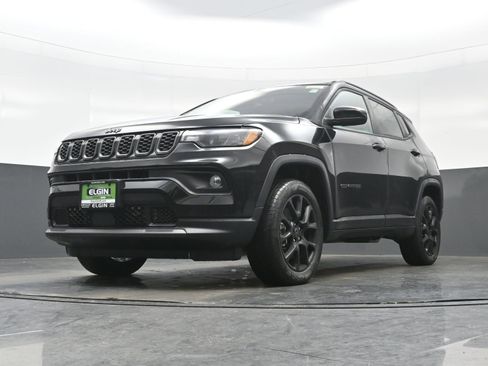 New 2026 Jeep Compass Latitude AWD/4WD image 11