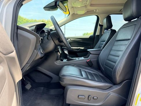 Used 2019 Ford Escape Titanium AWD/4WD image 20